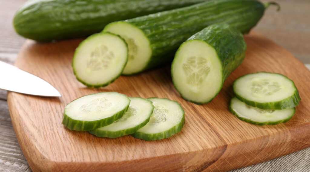 Een komkommer bevat meer dan water: hierom is hij zo gezond - MAX Vandaag
