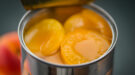 fruit-uit-blik-shutterstock fruit uit blik