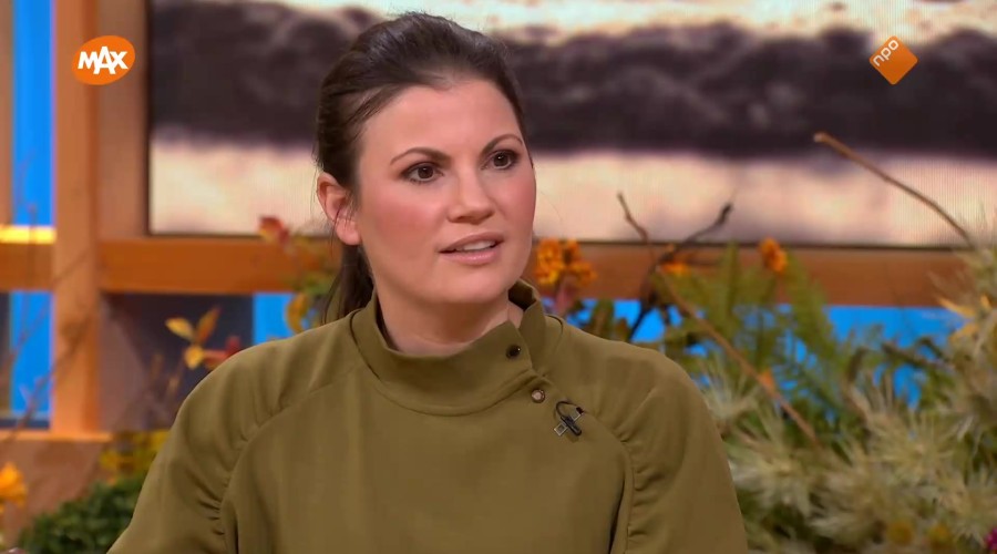 Linda's Kankerverhaal Linda Hakeboom filmt haar eigen ziekteproces na diagnose borstkanker Linda's Kankerverhaal Linda Hakeboom filmt haar eigen ziekteproces na diagnose borstkanker