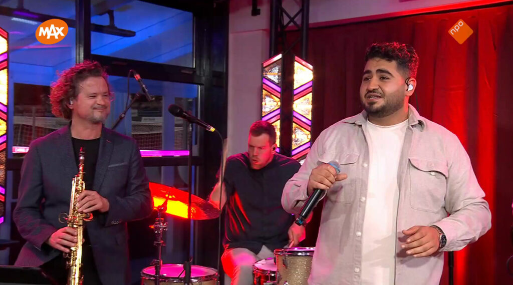 Ammar zingt ‘Zij gelooft in mij’ van André Hazes