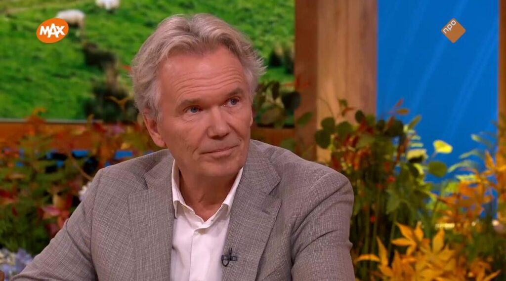 Tom Egbers terug op tv met Toms Sportverhalen: “Het is me niet in de koude kleren gaan zitten, blij dat ik weer aan het werk ben”