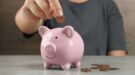 spaarbuffer_shutterstock_1500133874_1200x667 Iemand bouwt een spaarbuffer op