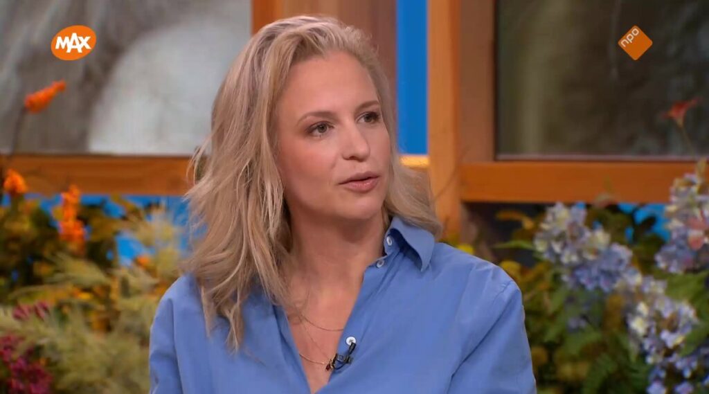 Joyce Hofman is 15 jaar dierenarts en schrijft boek Komt een mens bij de dierenarts: “Een hond die Cavia heet”