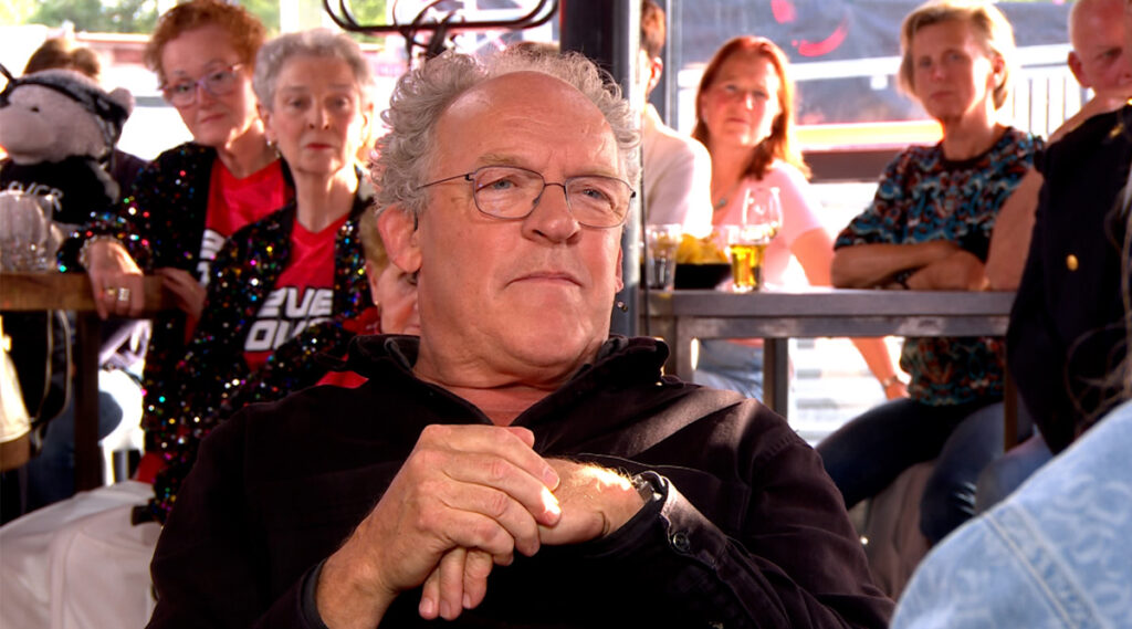 Cabaretier Bert Visscher brengt ode aan zijn vader: ‘Hij zou apetrots zijn’