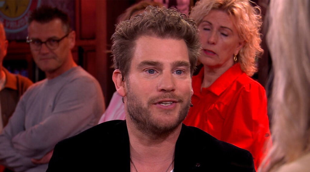 Tim Akkerman denkt niet ouder te worden dan 45: ‘Een gevoel dat ik van kinds af aan al heb’