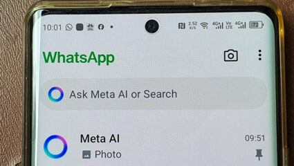 Meta AI op een smartphone, in WhatsApp