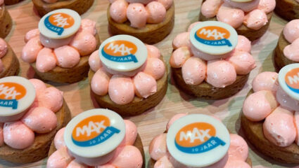 Ronde oranje slofjes van Robèrt