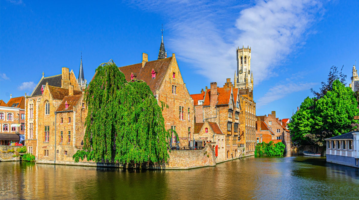 Puzzel: maak het oude centrum van Brugge compleet.