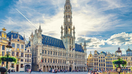 Puzzel: maak de Grote Markt in Brussel compleet.