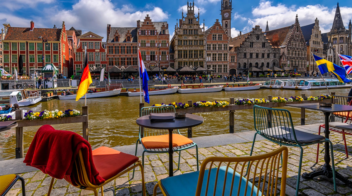 Puzzel: maak de gracht in Gent compleet.