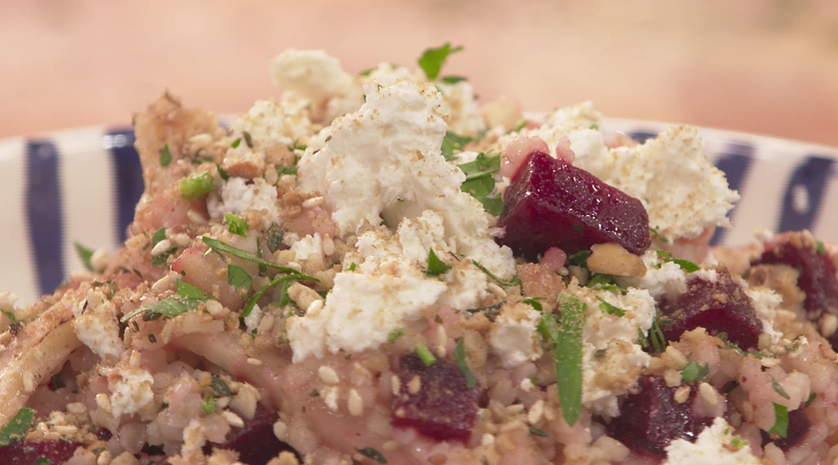 Kook mee met MAX: geroosterde pastinaak-bulgursalade met feta en dukkah