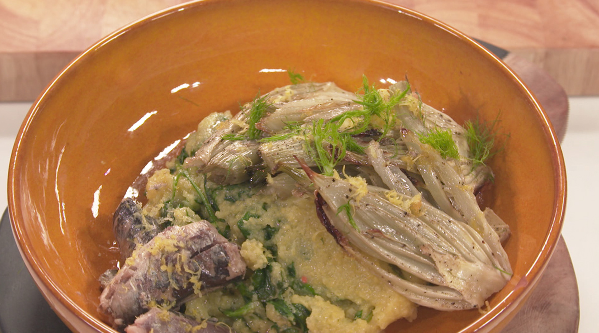 Kook mee met MAX: spinaziepolenta met geroosterde venkel en sardines