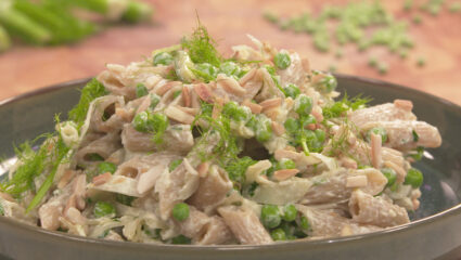 Kook mee met MAX: frisse pastasalade met venkel en doperwten