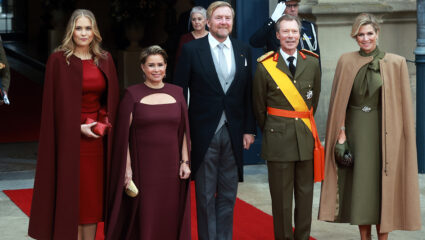 Prinses Amalia, Maria Terese Groothertogin van Luxemburg, koning Willem-Alexander, groothertog van Luxemburg Henri en koningin Máxima.