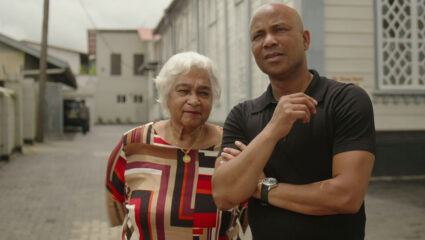 Cynthia McLeod en Humberto Tan in Sporen van Slavernij