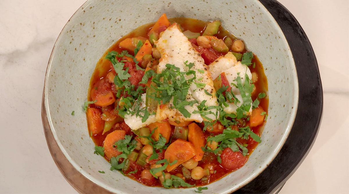 Kook mee met MAX: Marokkaanse stoof van vis met wortel, kikkererwten en Ras el hanout.