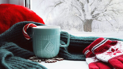 MAX Vandaag puzzel: maak de mok en handschoenen compleet