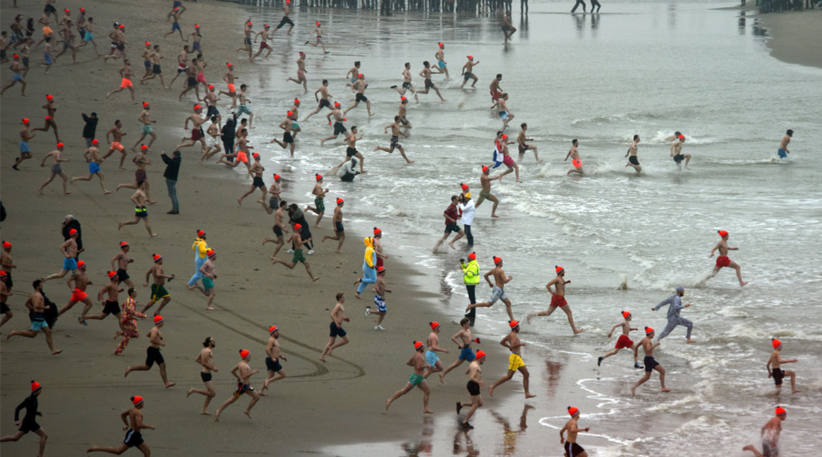 MAX Vandaag puzzel: maak de nieuwjaarsduik bij Scheveningen compleet
