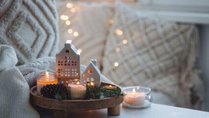 Puzzel: maak de winterse versiering in huis compleet.