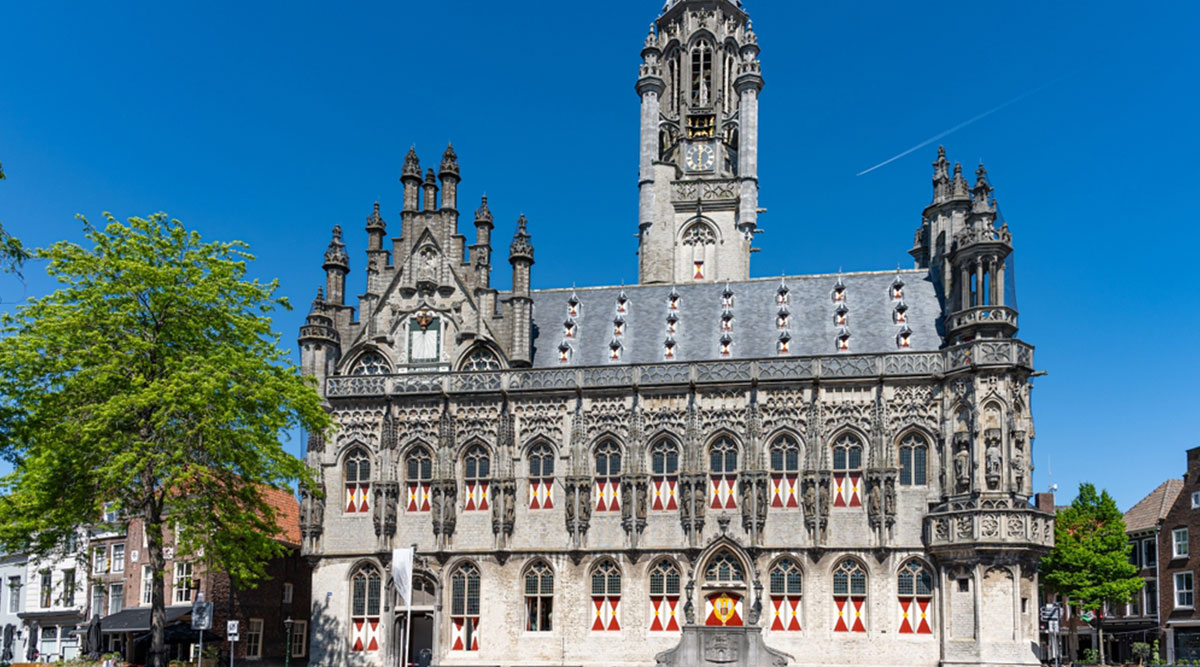 puzzel: stadhuis van Middelburg