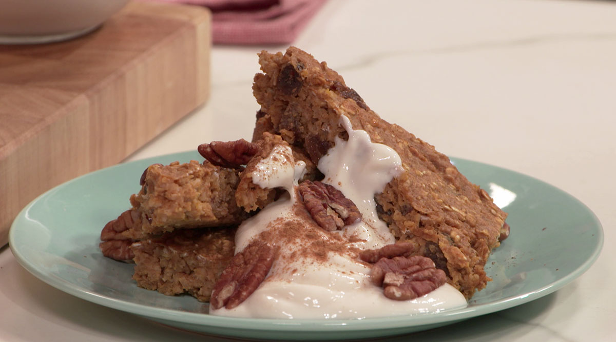 Kook mee met MAX: gebakken havermout met zoete aardappel.