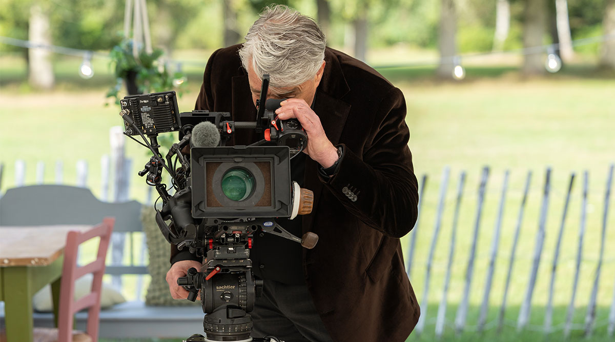 Robèrt van Beckhoven in de tent van Heel Holland Bakt.