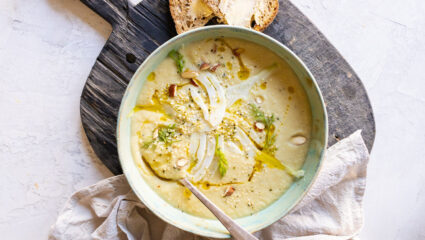 Knolselderij-venkelsoep van Sandra Ysbrandy.