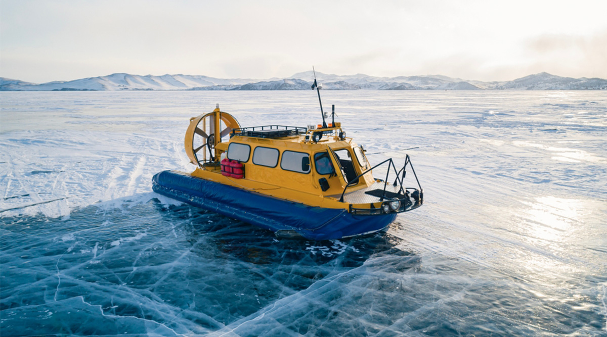 hovercraft op ijs