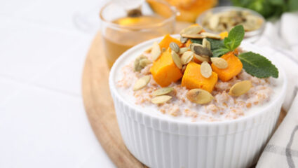 Puzzel gortepap met pompoen