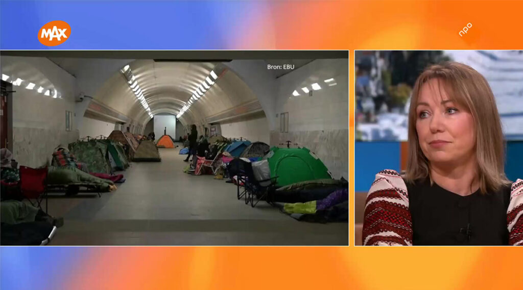 Sasha Provozina komt uit Oekraïne en vertelt hoe het land (waar haar familie nog steeds woont) er inmiddels voorstaat