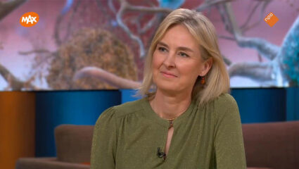 Directeur Wiesje van Alzheimer Nederland legt uit waarom het medicijn Lecanemab sommige patiénten wel zou kunnen helpen.