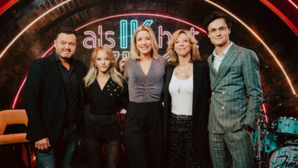 Frans Duijts, Emma Kok, Carrie ten Napel, Claudia de Breij en Dennis van Aarssen in Als IK het zing.