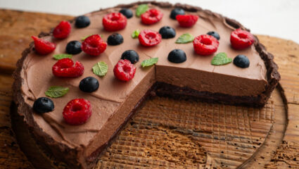 Puzzel: maak de chocolademoussetaart compleet.