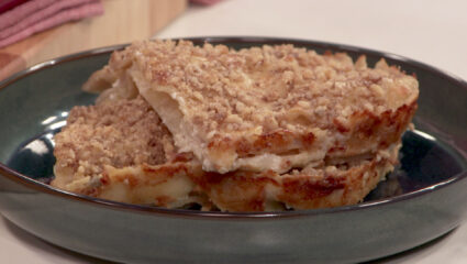 Kook mee met MAX: koolraap-gorgonzolalasagne met walnoten