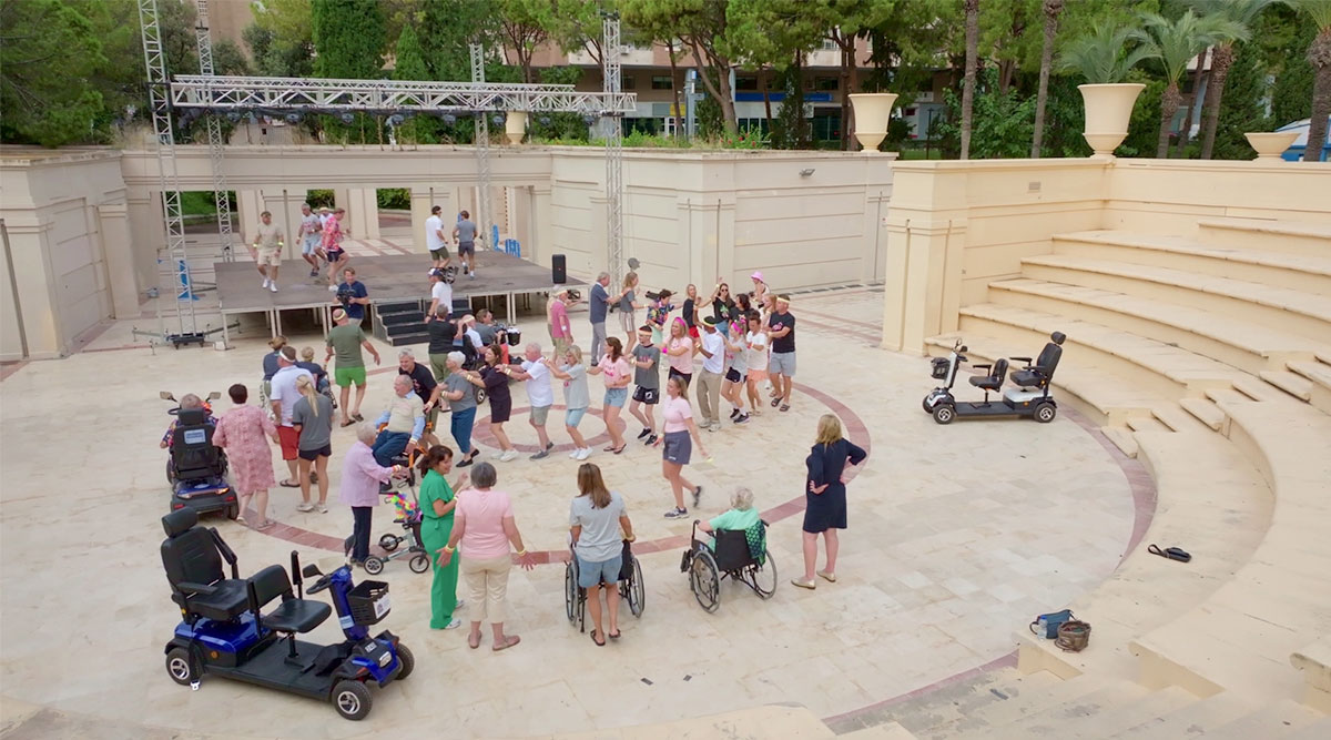 Een vergetelijk mooie reis: ochtendgymnastiek.