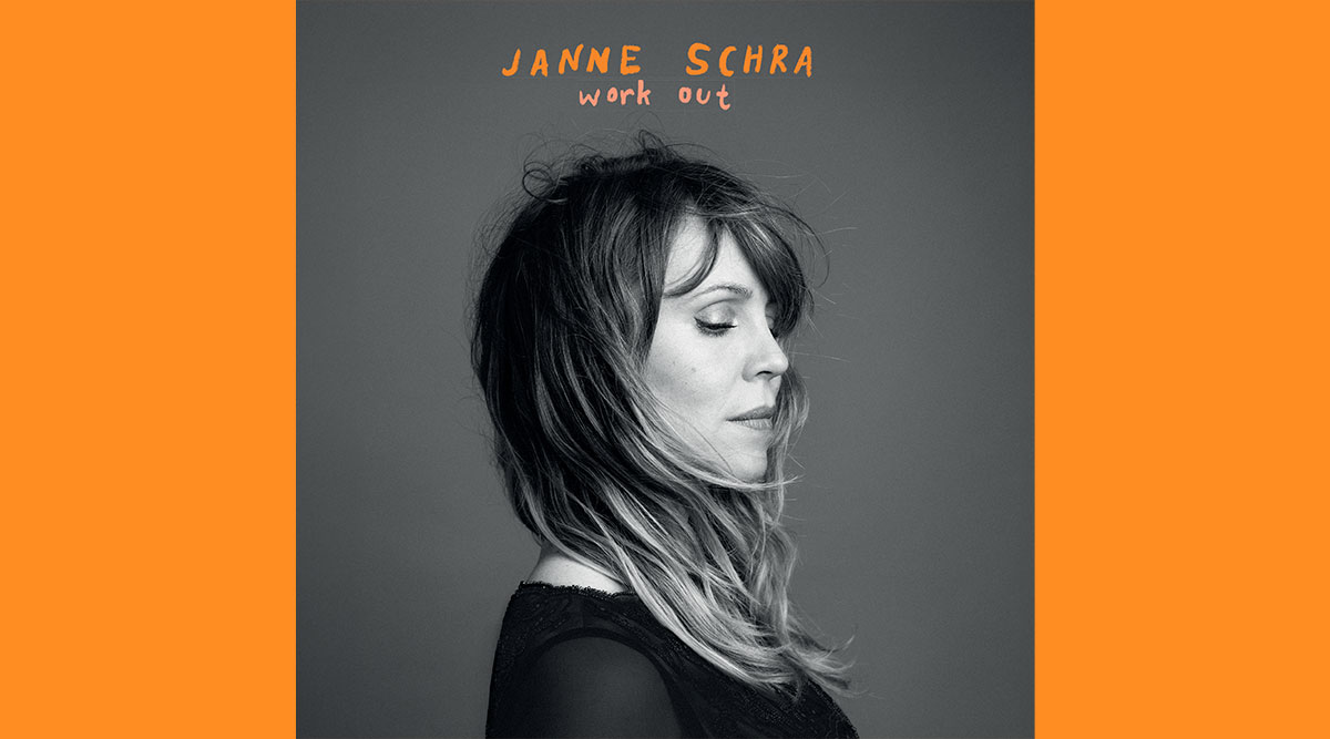 De poster van de theatertour Work Out van Janne Schra.