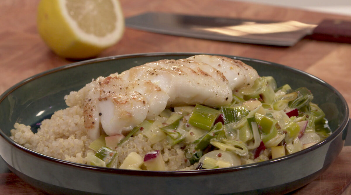 Kook mee met MAX: kabeljauw met prei, appel en mosterd-roomsaus