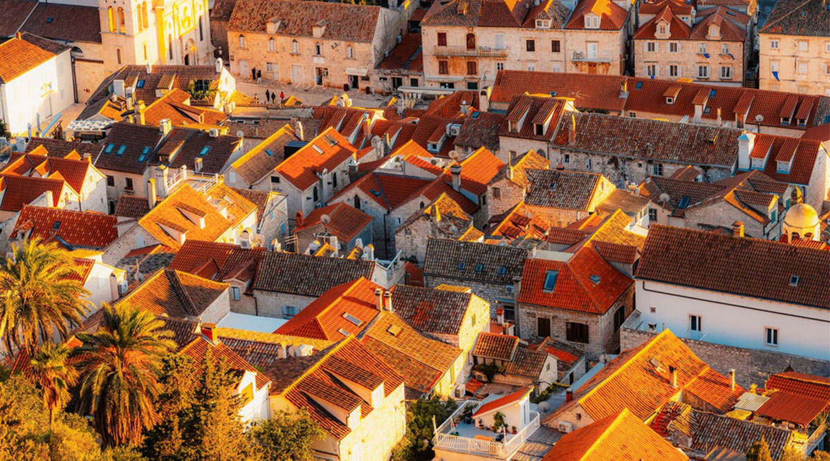 Puzzel: maak de oranje mediterrane daken compleet.