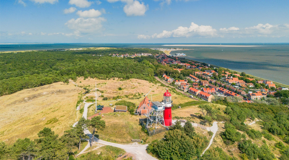 Puzzel: maak Vlieland vanuit de lucht compleet.