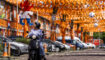 Straat in Nederland helemaal oranje
