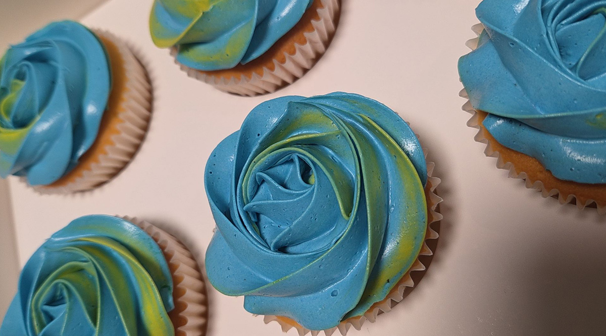 Blue Wave Cupcakes van Esmeralda Welch