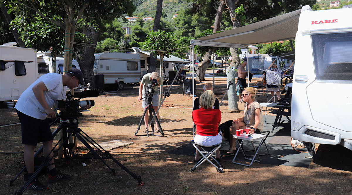 We zijn er Bijna! 2026 filmen op de camping.