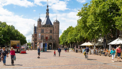 Puzzel: De Waag op De Brink