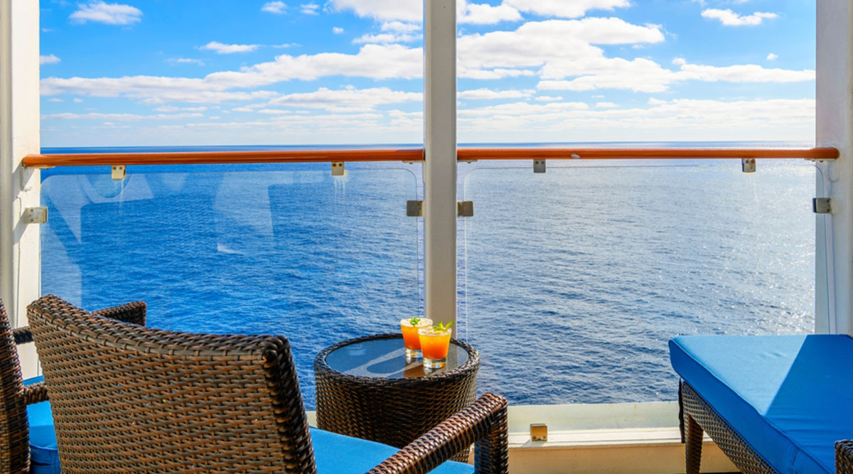 Puzzel van een zitje op een cruiseboot