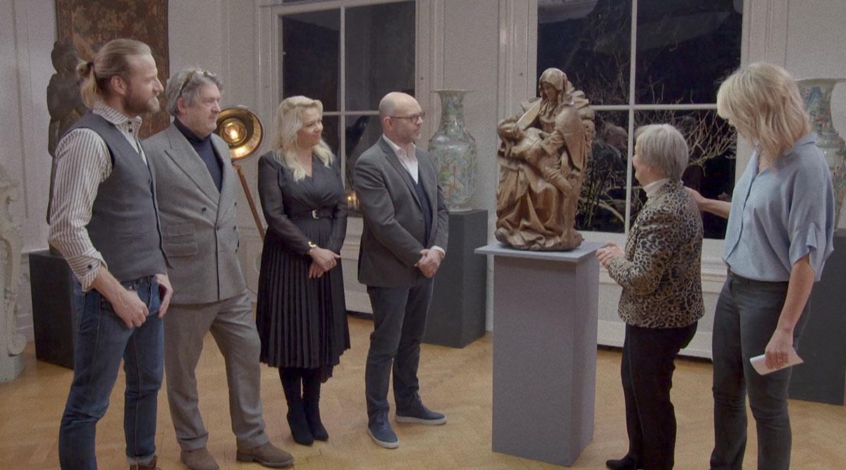 Het beeld van mevrouw Bosch: piëta.