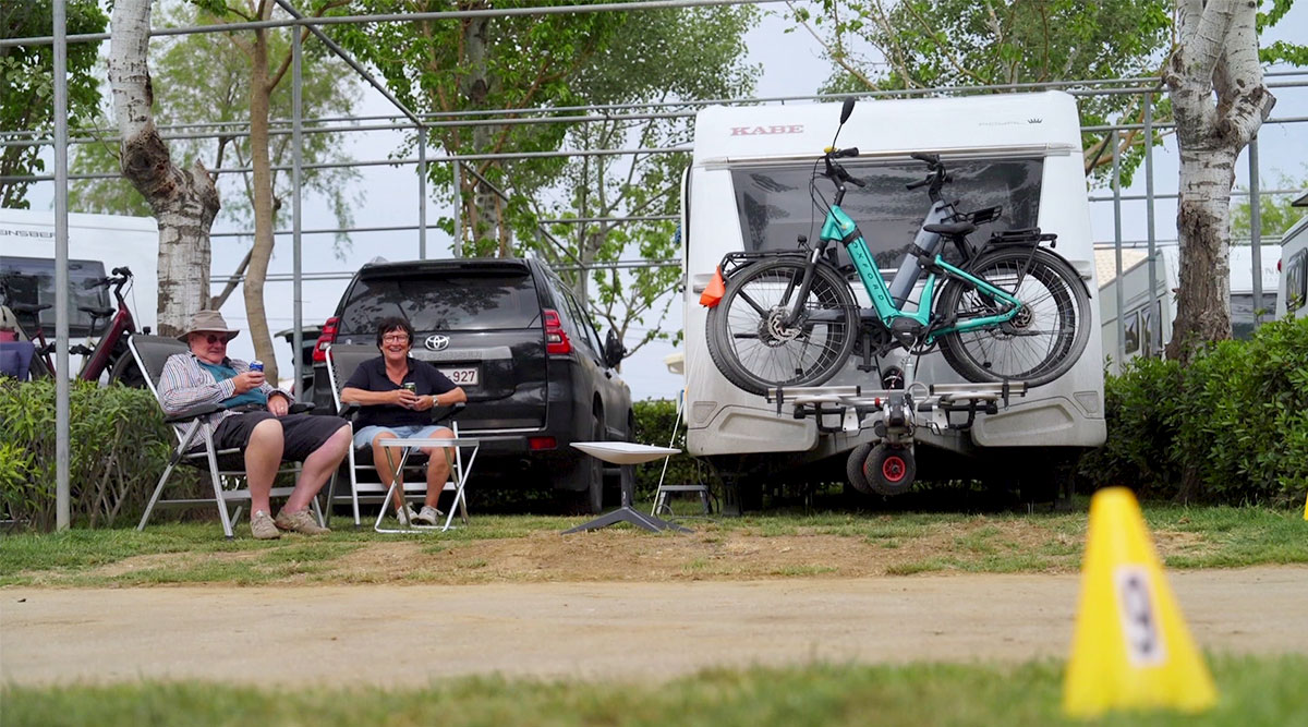 Marc en Marina uit We zijn er Bijna! op de camping.