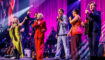 Diverse artiesten treden op tijdens Ahoy Zingt De Nijs.