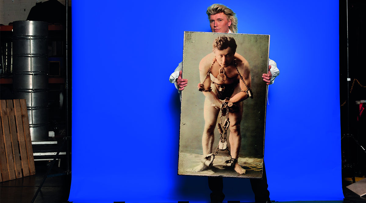 De poster van de tentoonstelling Abracadabra in het Joods Museum.