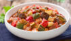 Ratatouille in een diep bord