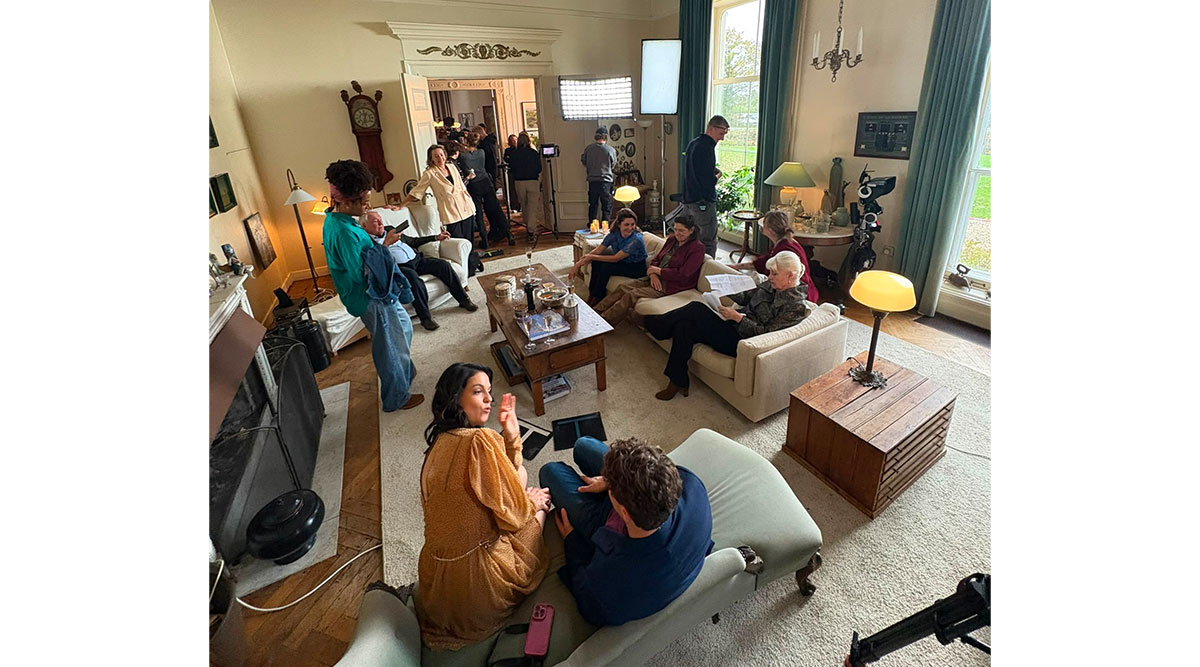 Een foto op de set van Zussen.